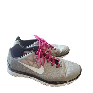 Nike Free TR Fit 3 Running Textured Gray Pink Tennis Shoes Sneakers Women's 8.5
